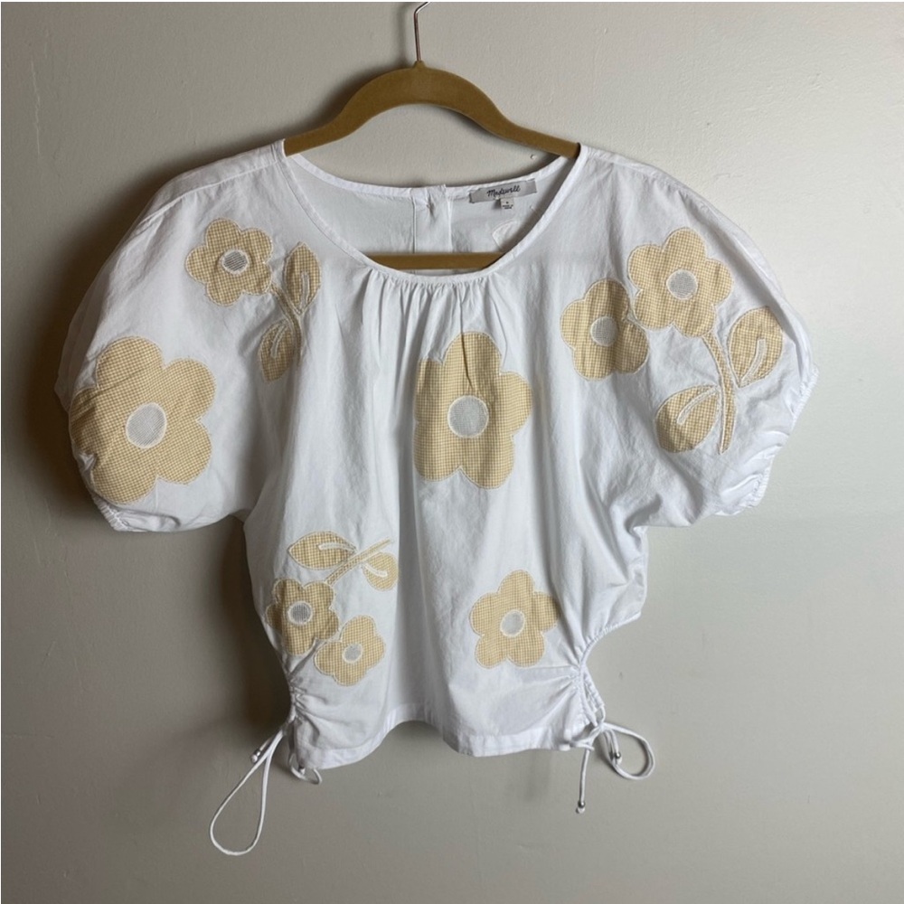 SOLD on Depop//Madewell Poplin Cutout Crop Top | Small | Embroidered Cotton
